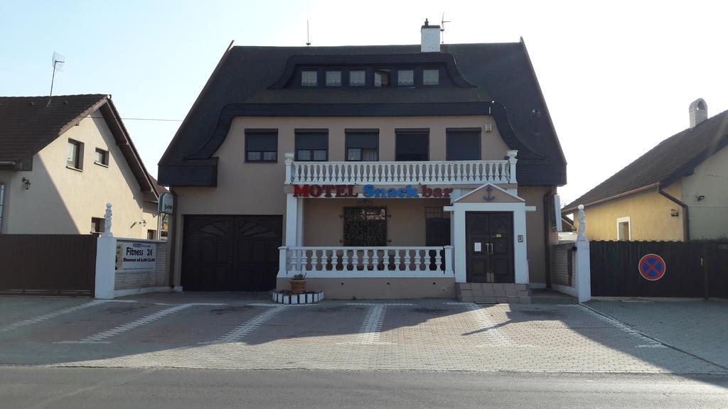 Motel Kotva Ivanka pri Dunaji Εξωτερικό φωτογραφία